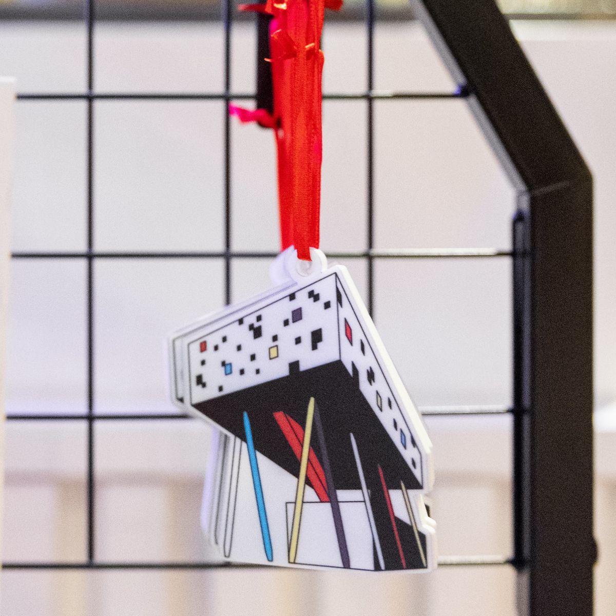 Sharp Centre Ornament